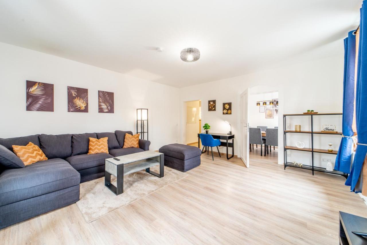Grosse 3-Zimmer Wohnung - Zentral-Coburg - Kostenloser Parkplatz Exteriör bild