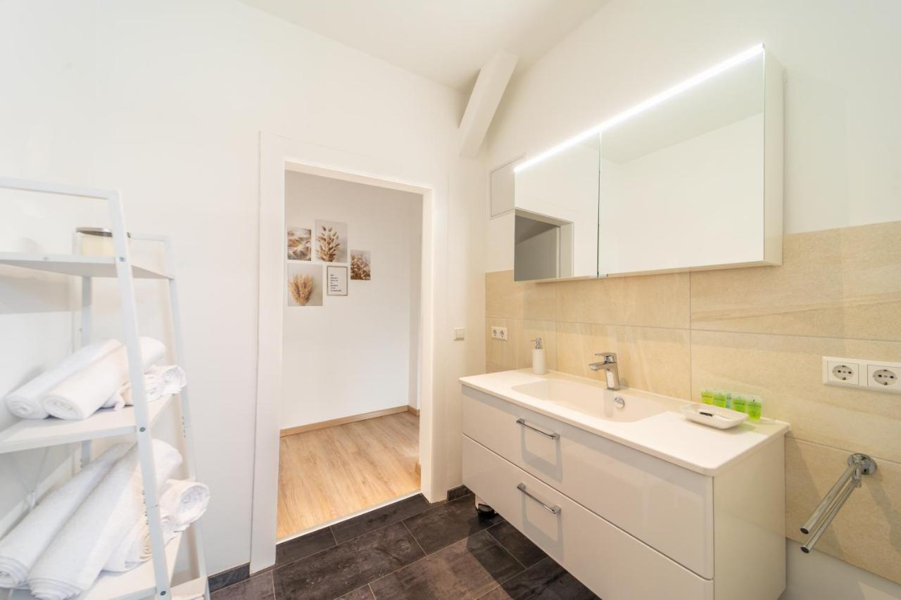 Grosse 3-Zimmer Wohnung - Zentral-Coburg - Kostenloser Parkplatz Exteriör bild